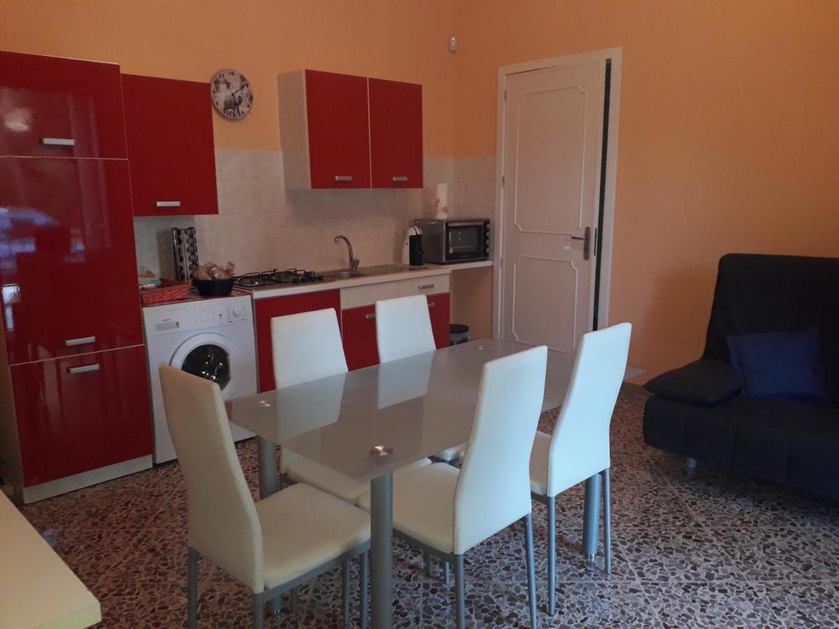 Casa Vacanza "Lo Vita" Appartamento "Alessia" Galatina Collemeto Exteriör bild